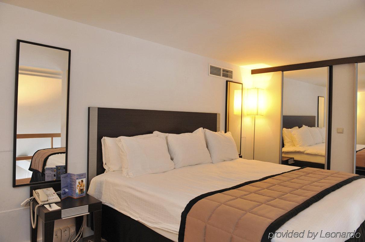 Progress Hotel Saint-Josse-ten-Noode Стая снимка